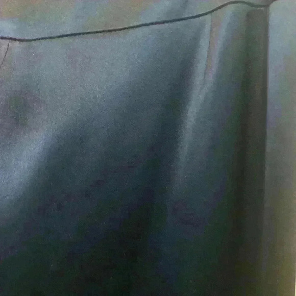 Kay Unger Black 100% Silk Pants. - Picture 5 of 7